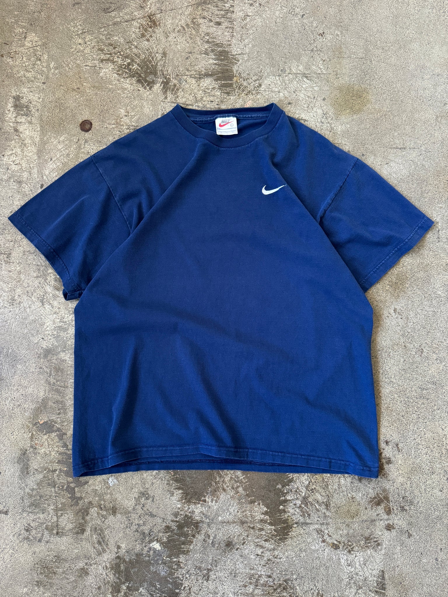 Vintage Nike Swoosh T'Shirt (L)