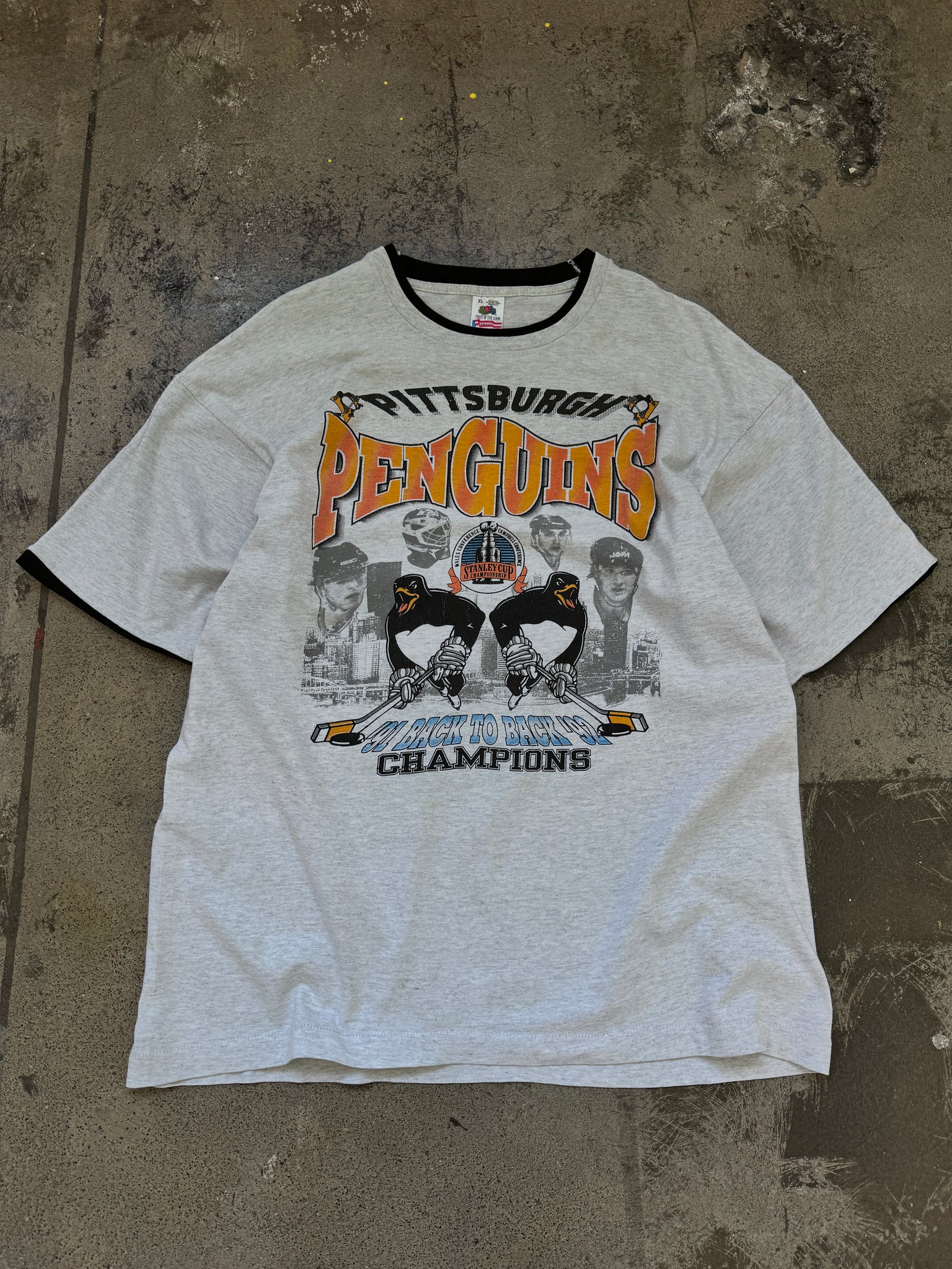 Vintage Penguins Back 2 Back Champs T'Shirt (L)